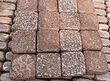 Лемезит-брусчатка-галтованная, цвет-бордо, фото Купить Лемезит-брусчатка-галтованная, цвет-бордо в Ангарске